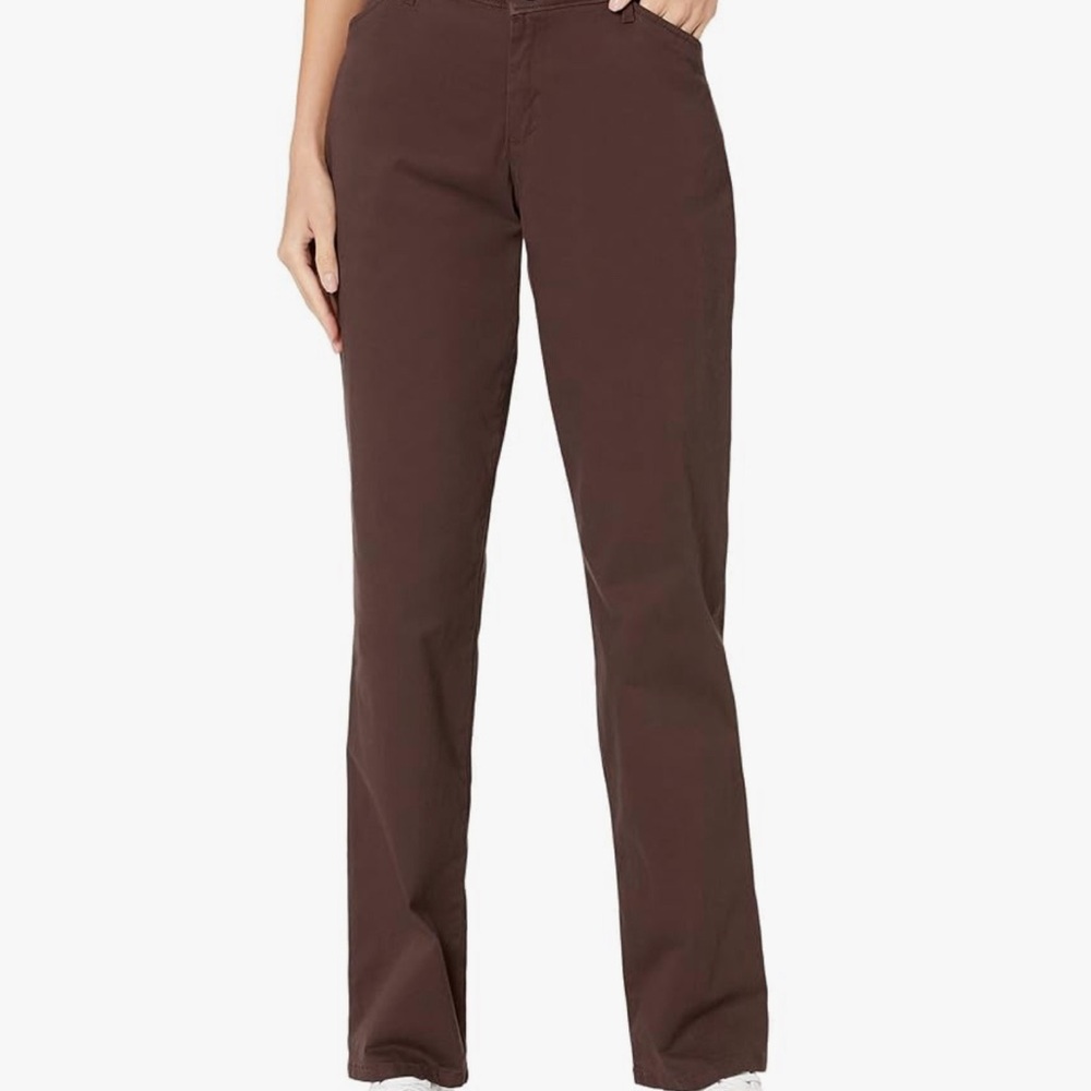 Lee women’s relaxed fit straight leg pants  696